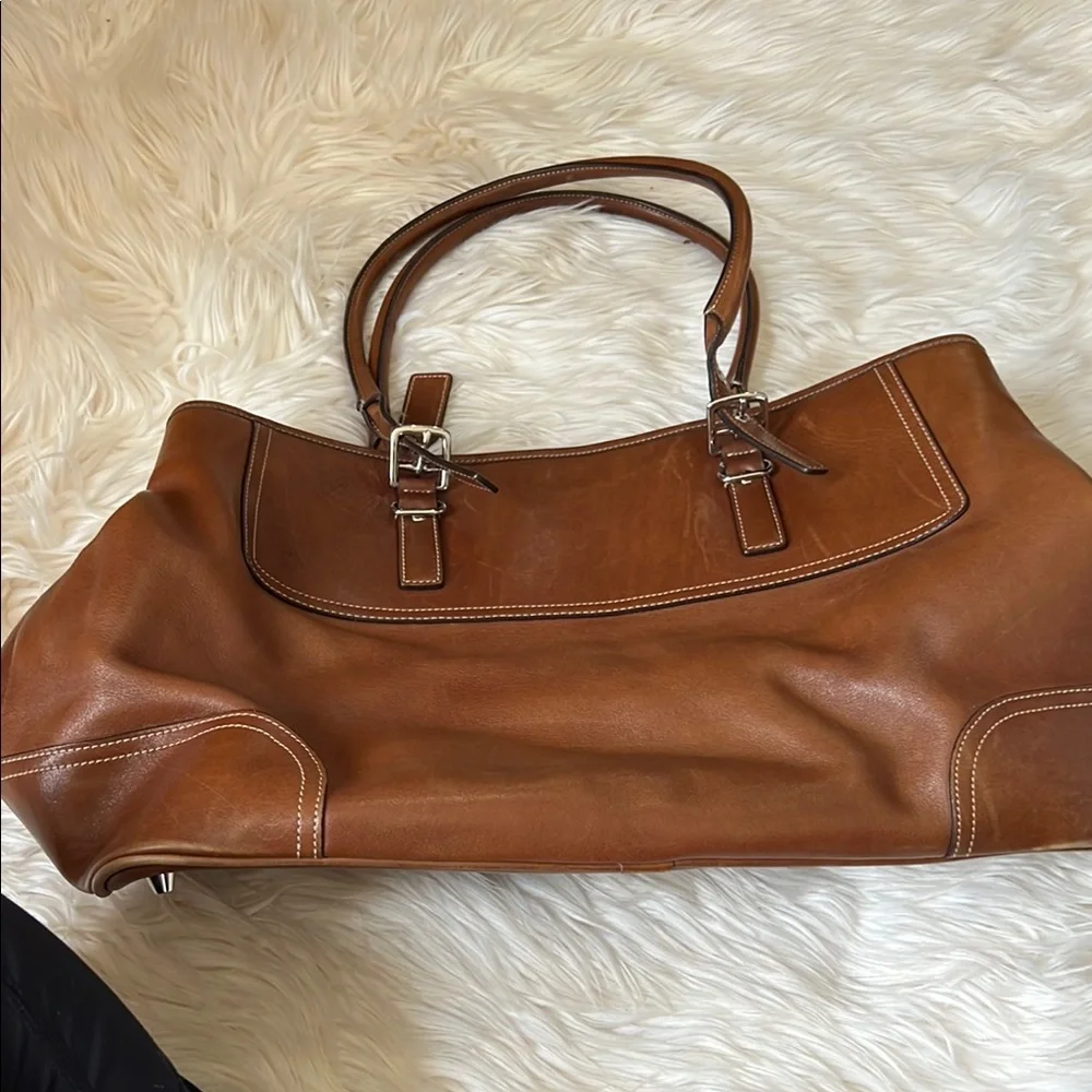 Coach vintage elegant  Tan Leather Handbag - Picture 3 of 10